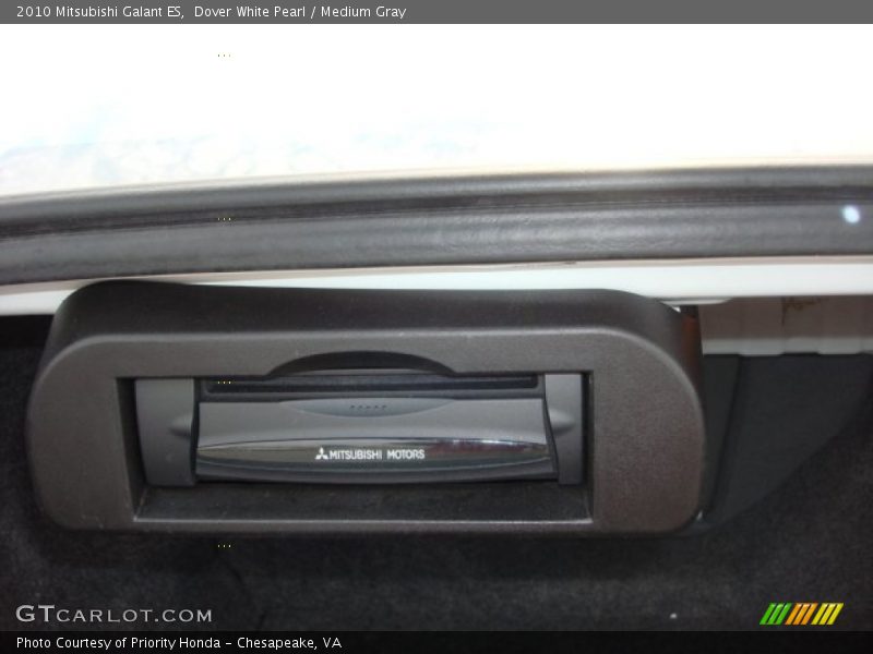 Dover White Pearl / Medium Gray 2010 Mitsubishi Galant ES