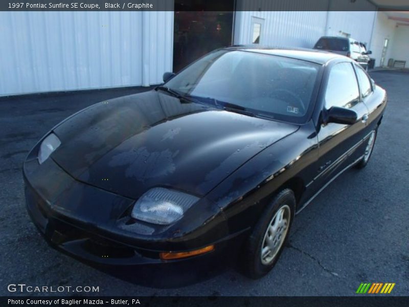 Black / Graphite 1997 Pontiac Sunfire SE Coupe