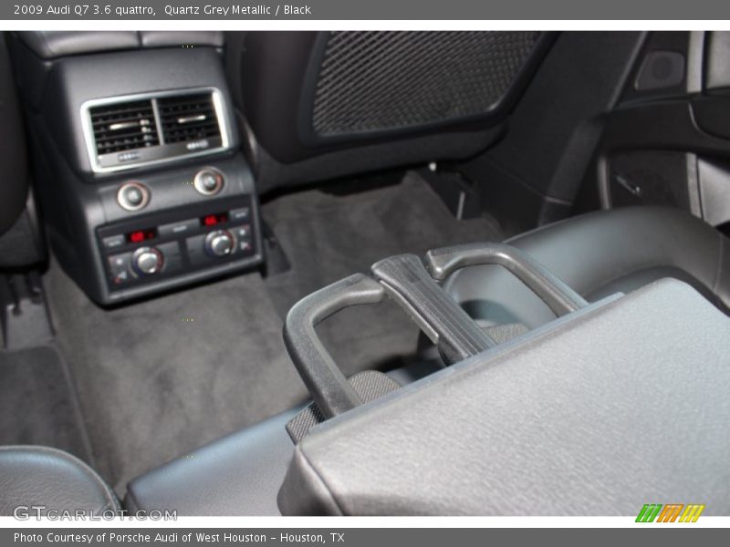 Quartz Grey Metallic / Black 2009 Audi Q7 3.6 quattro