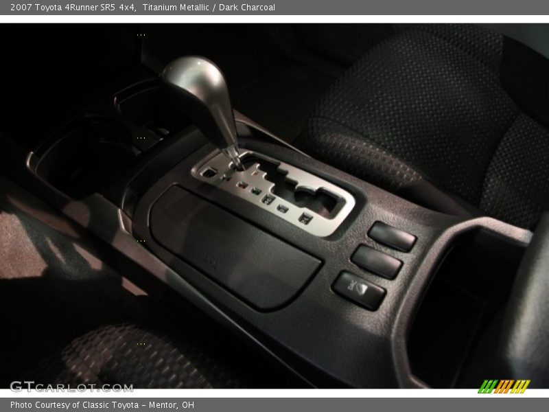 Titanium Metallic / Dark Charcoal 2007 Toyota 4Runner SR5 4x4