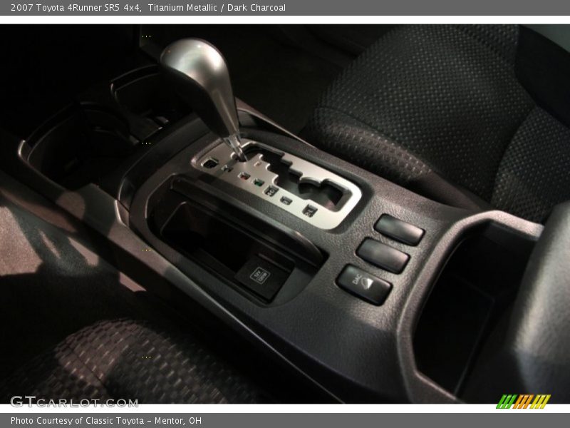Titanium Metallic / Dark Charcoal 2007 Toyota 4Runner SR5 4x4