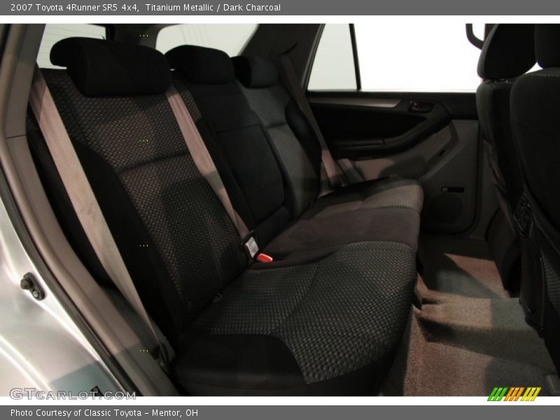 Titanium Metallic / Dark Charcoal 2007 Toyota 4Runner SR5 4x4