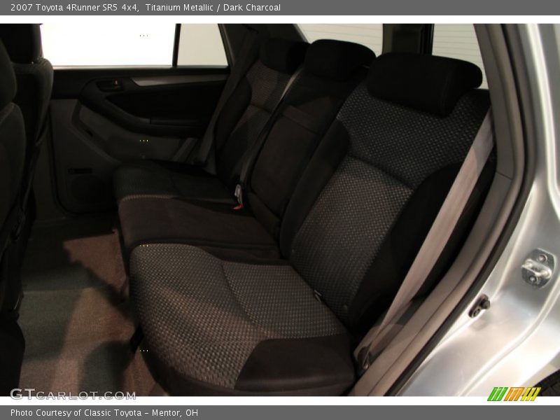 Titanium Metallic / Dark Charcoal 2007 Toyota 4Runner SR5 4x4