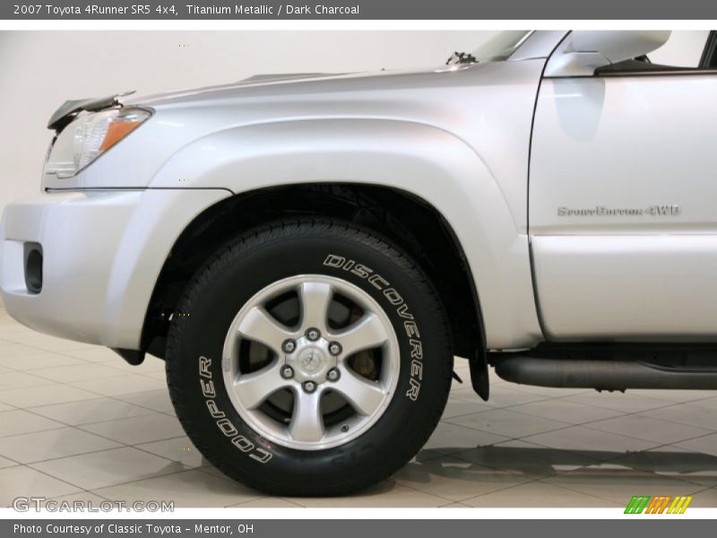 Titanium Metallic / Dark Charcoal 2007 Toyota 4Runner SR5 4x4