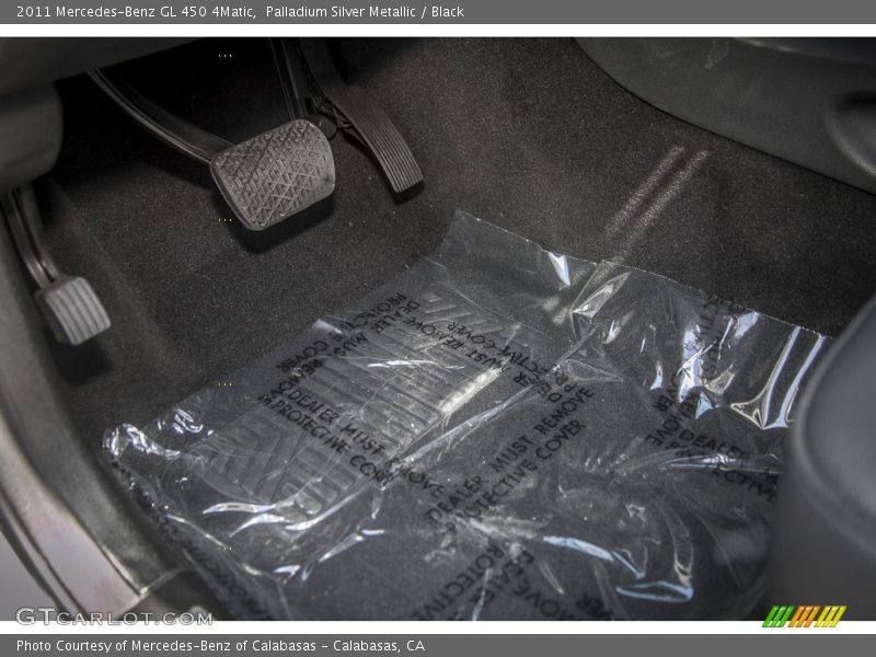 Palladium Silver Metallic / Black 2011 Mercedes-Benz GL 450 4Matic