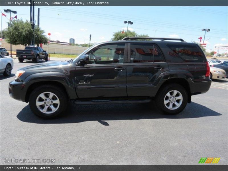 Galactic Gray Mica / Dark Charcoal 2007 Toyota 4Runner SR5