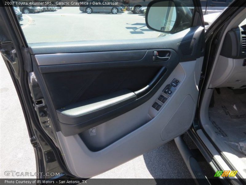 Galactic Gray Mica / Dark Charcoal 2007 Toyota 4Runner SR5