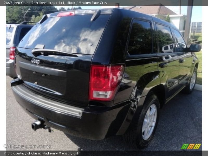 Black / Medium Slate Gray 2007 Jeep Grand Cherokee Laredo 4x4