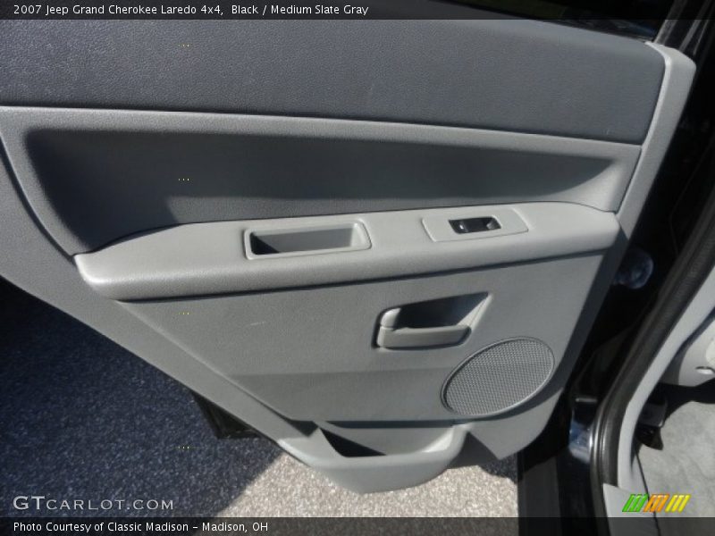 Black / Medium Slate Gray 2007 Jeep Grand Cherokee Laredo 4x4