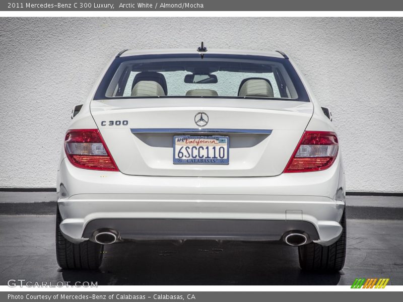 Arctic White / Almond/Mocha 2011 Mercedes-Benz C 300 Luxury