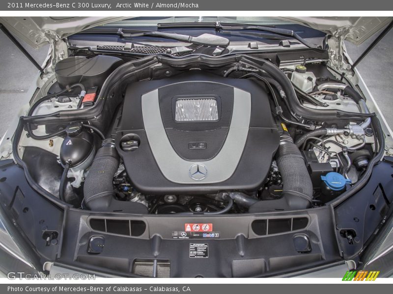 Arctic White / Almond/Mocha 2011 Mercedes-Benz C 300 Luxury
