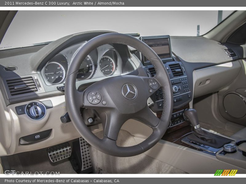 Arctic White / Almond/Mocha 2011 Mercedes-Benz C 300 Luxury