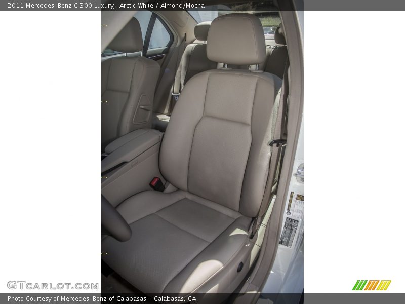 Arctic White / Almond/Mocha 2011 Mercedes-Benz C 300 Luxury