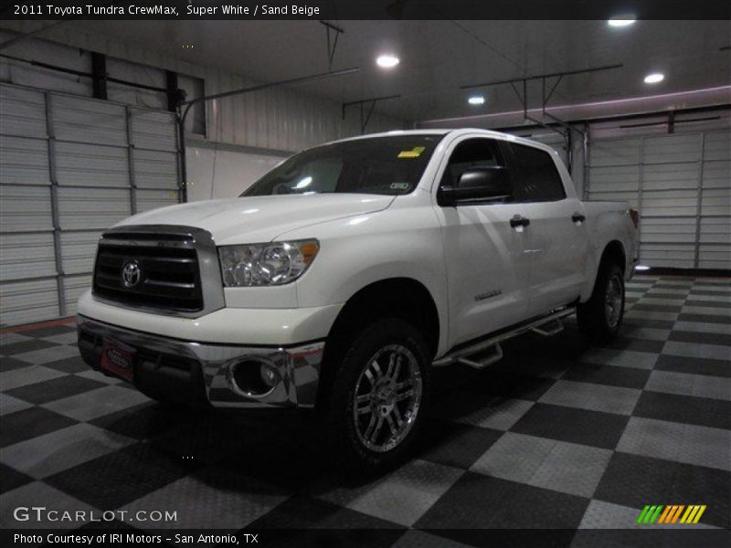 Super White / Sand Beige 2011 Toyota Tundra CrewMax