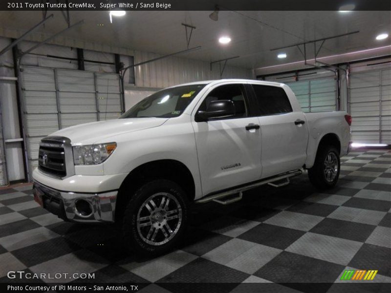 Super White / Sand Beige 2011 Toyota Tundra CrewMax
