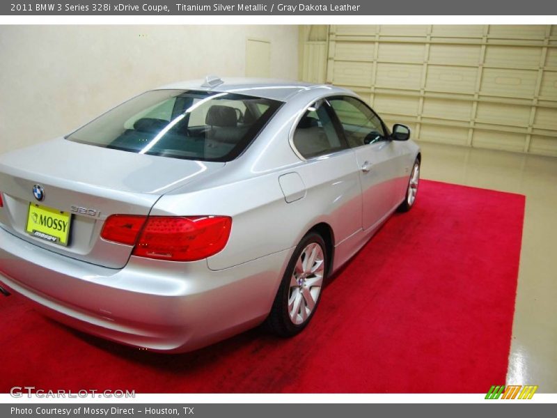 Titanium Silver Metallic / Gray Dakota Leather 2011 BMW 3 Series 328i xDrive Coupe