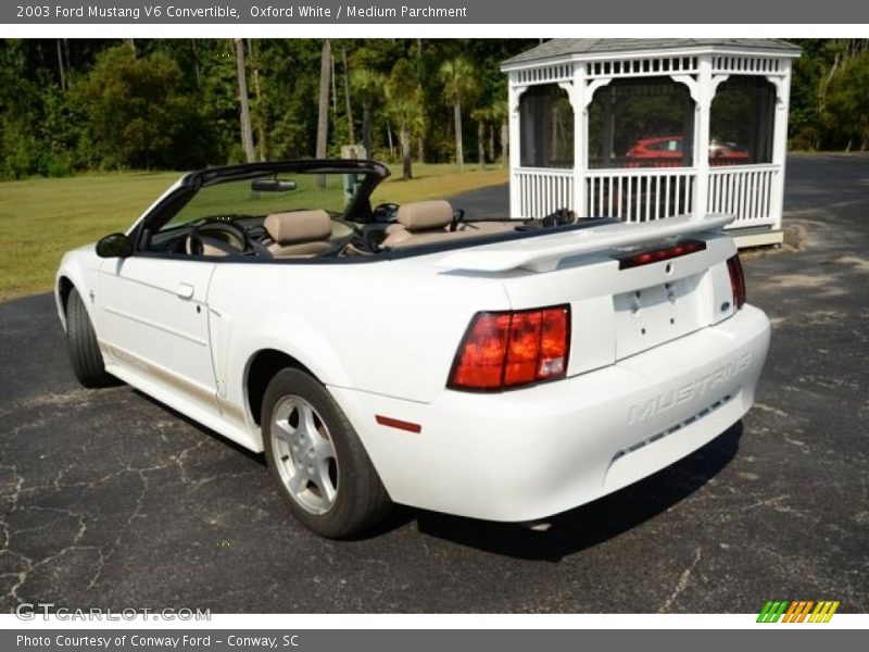 Oxford White / Medium Parchment 2003 Ford Mustang V6 Convertible