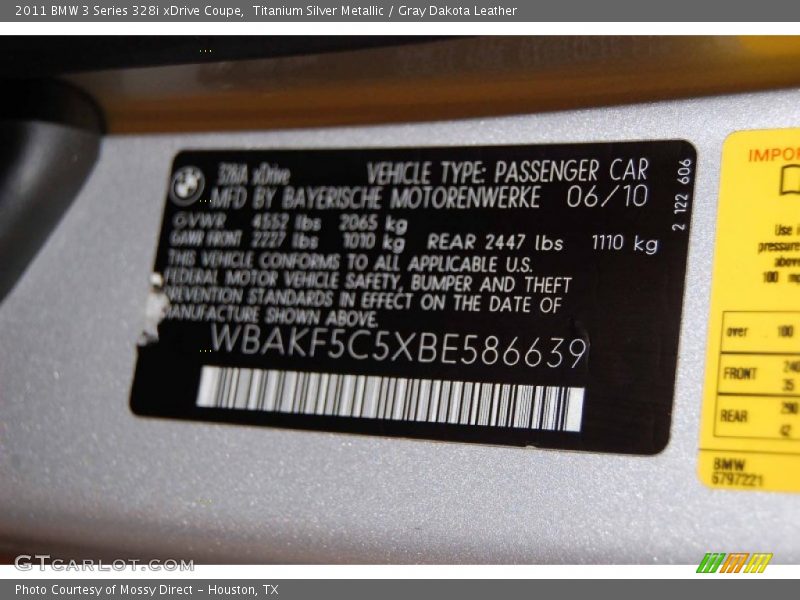 Titanium Silver Metallic / Gray Dakota Leather 2011 BMW 3 Series 328i xDrive Coupe