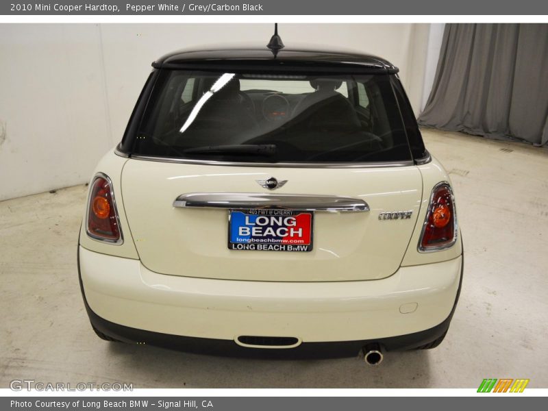 Pepper White / Grey/Carbon Black 2010 Mini Cooper Hardtop