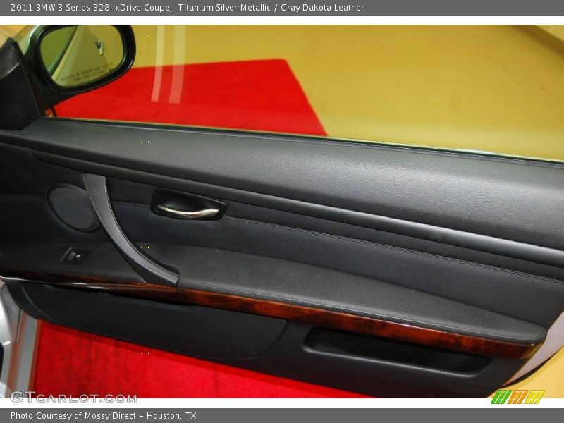 Titanium Silver Metallic / Gray Dakota Leather 2011 BMW 3 Series 328i xDrive Coupe