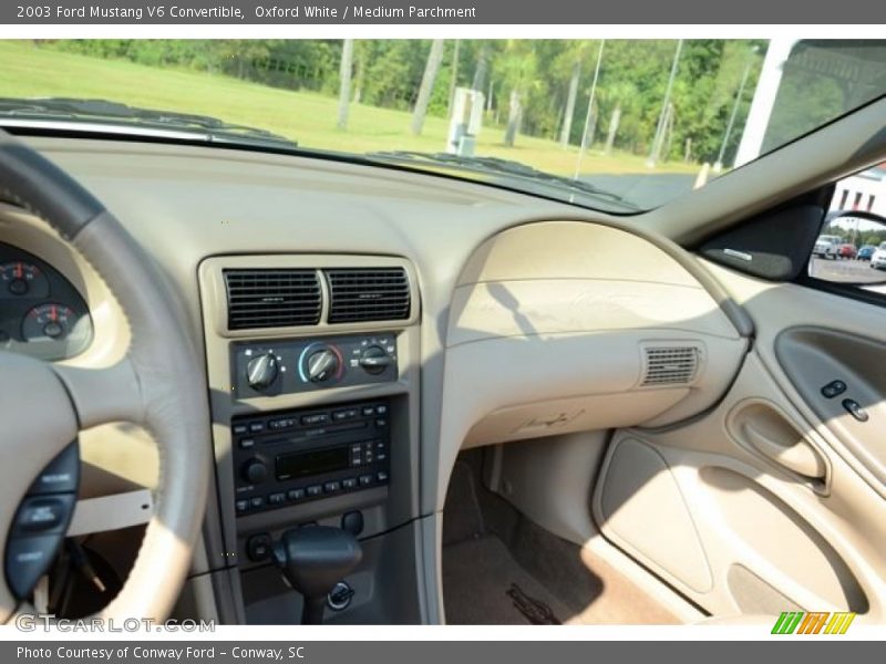 Oxford White / Medium Parchment 2003 Ford Mustang V6 Convertible