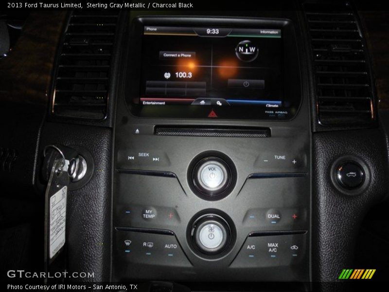 Sterling Gray Metallic / Charcoal Black 2013 Ford Taurus Limited