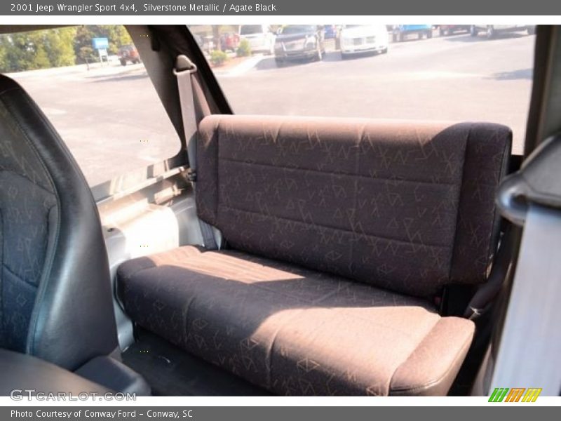Silverstone Metallic / Agate Black 2001 Jeep Wrangler Sport 4x4