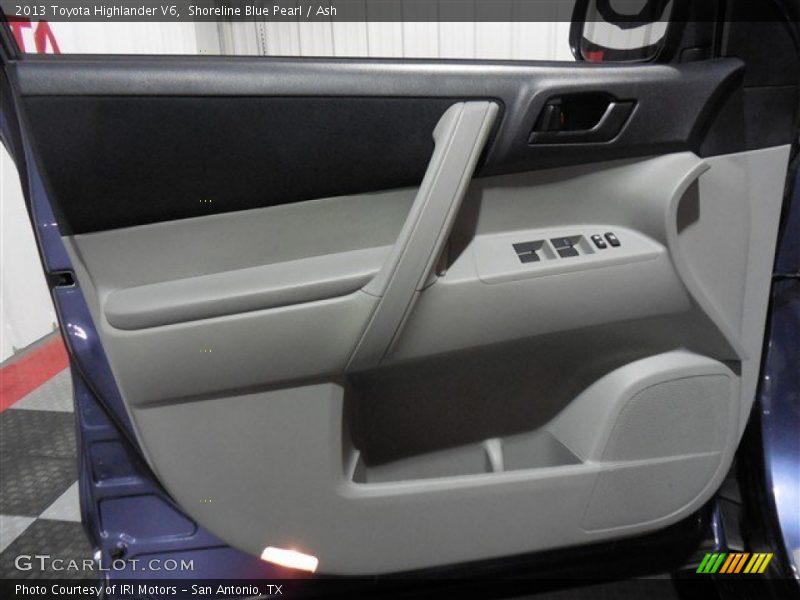 Shoreline Blue Pearl / Ash 2013 Toyota Highlander V6