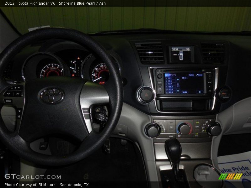 Shoreline Blue Pearl / Ash 2013 Toyota Highlander V6