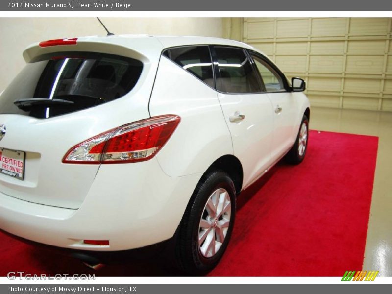 Pearl White / Beige 2012 Nissan Murano S