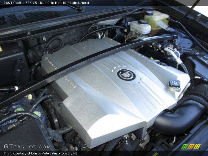 Blue Chip Metallic / Light Neutral 2004 Cadillac SRX V8