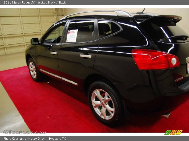 Wicked Black / Black 2011 Nissan Rogue SV