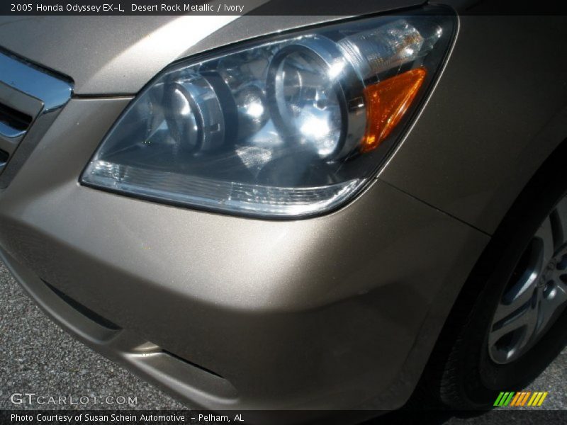 Desert Rock Metallic / Ivory 2005 Honda Odyssey EX-L