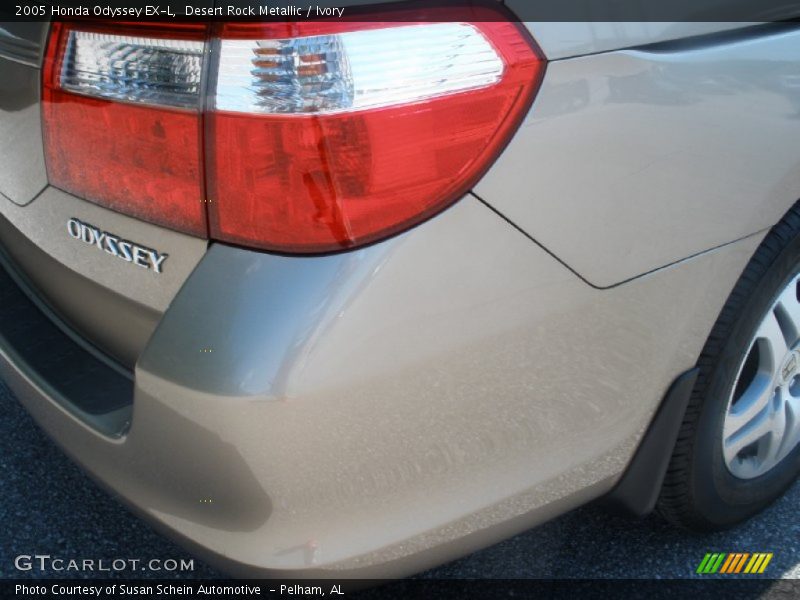 Desert Rock Metallic / Ivory 2005 Honda Odyssey EX-L