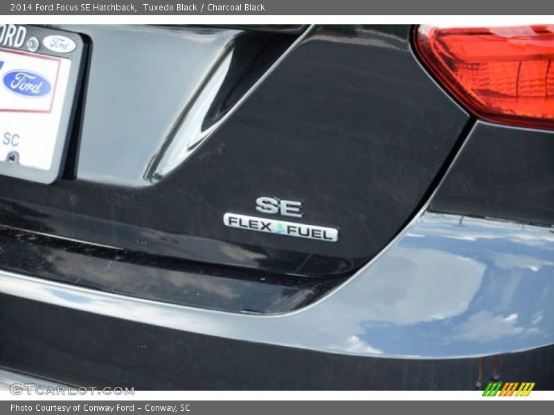 Tuxedo Black / Charcoal Black 2014 Ford Focus SE Hatchback