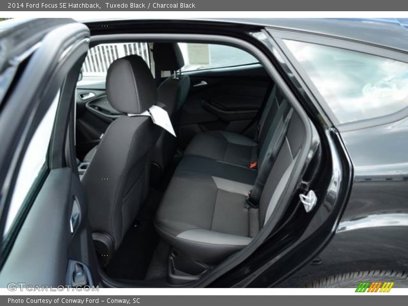 Tuxedo Black / Charcoal Black 2014 Ford Focus SE Hatchback