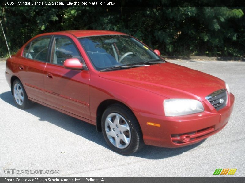 Electric Red Metallic / Gray 2005 Hyundai Elantra GLS Sedan
