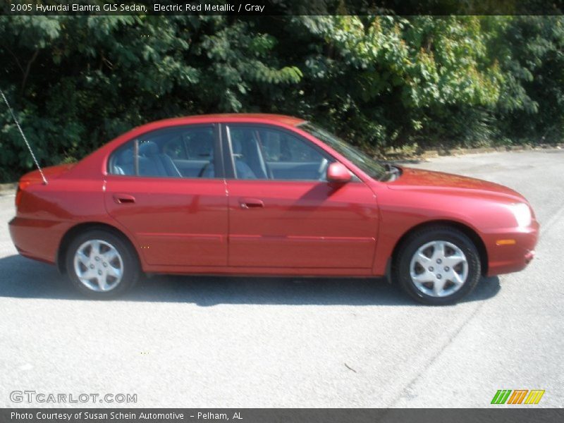 Electric Red Metallic / Gray 2005 Hyundai Elantra GLS Sedan