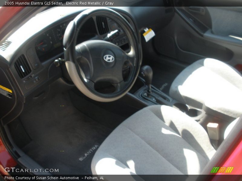 Electric Red Metallic / Gray 2005 Hyundai Elantra GLS Sedan