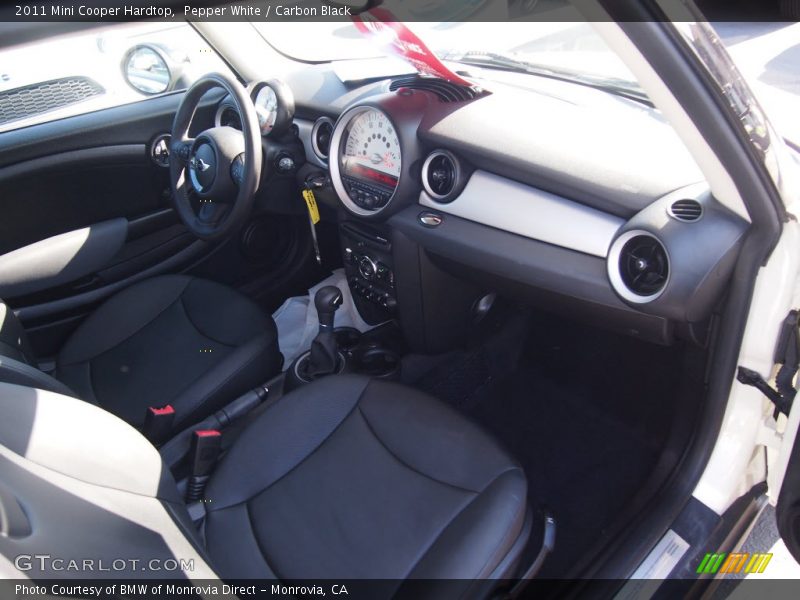Pepper White / Carbon Black 2011 Mini Cooper Hardtop