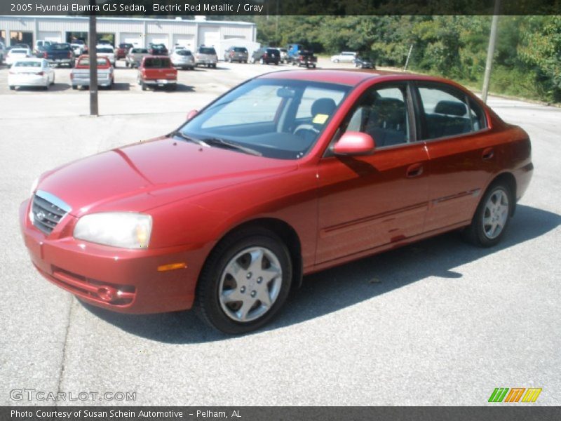 Electric Red Metallic / Gray 2005 Hyundai Elantra GLS Sedan