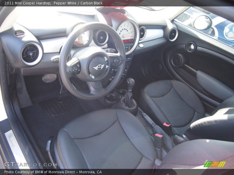 Pepper White / Carbon Black 2011 Mini Cooper Hardtop