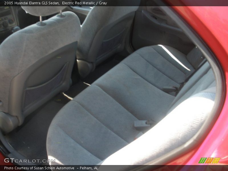 Electric Red Metallic / Gray 2005 Hyundai Elantra GLS Sedan