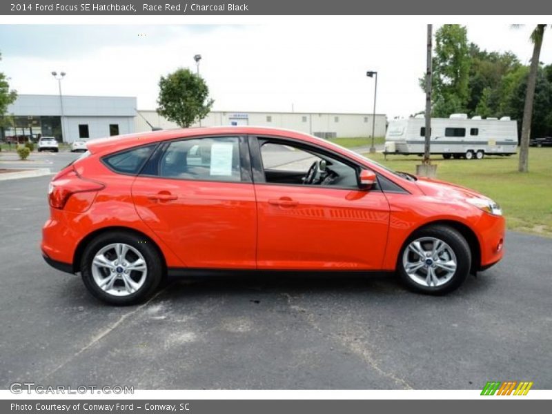 Race Red / Charcoal Black 2014 Ford Focus SE Hatchback