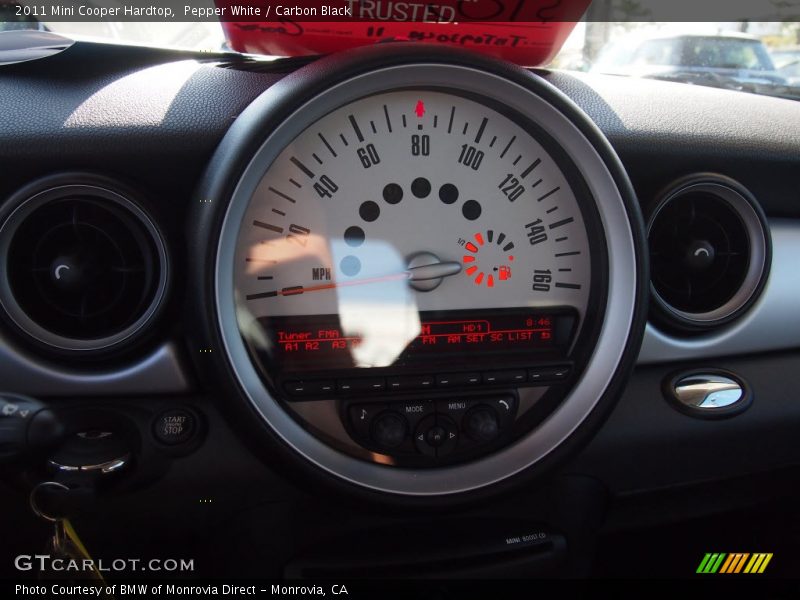 Pepper White / Carbon Black 2011 Mini Cooper Hardtop