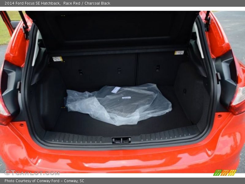 Race Red / Charcoal Black 2014 Ford Focus SE Hatchback