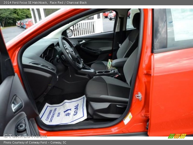 Race Red / Charcoal Black 2014 Ford Focus SE Hatchback