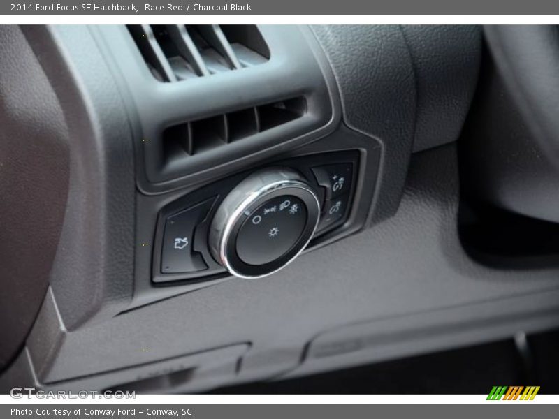 Race Red / Charcoal Black 2014 Ford Focus SE Hatchback