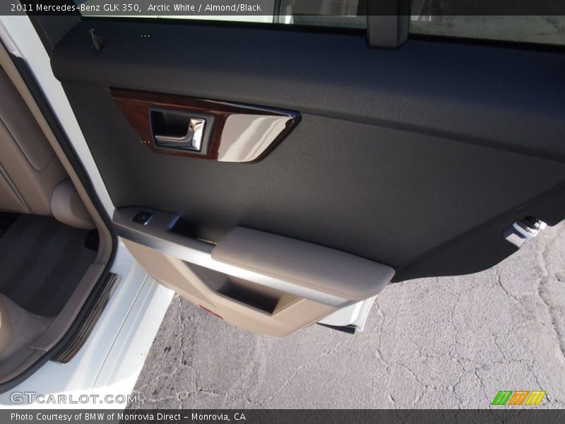 Arctic White / Almond/Black 2011 Mercedes-Benz GLK 350