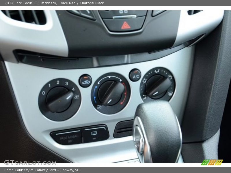 Race Red / Charcoal Black 2014 Ford Focus SE Hatchback